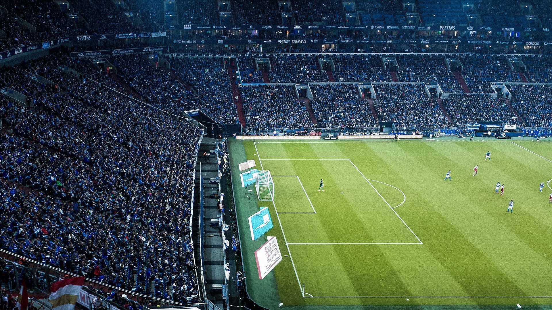 Kering-体育新闻中心明星风采展现，体育新闻现场报道